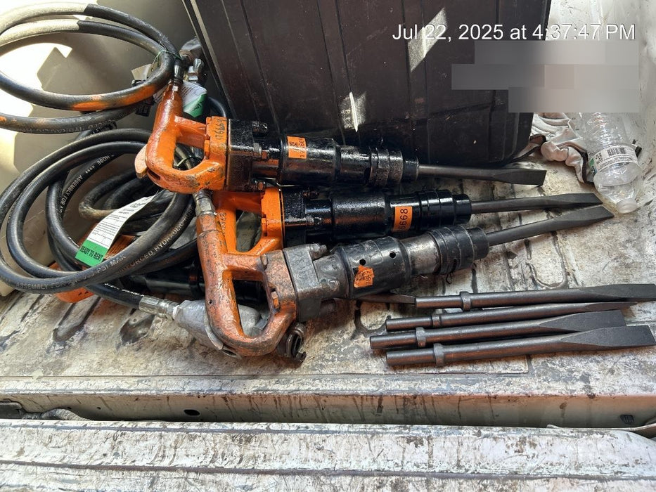 2021 MICHIGAN PNEUMATIC ES-CH3R-TRACKER