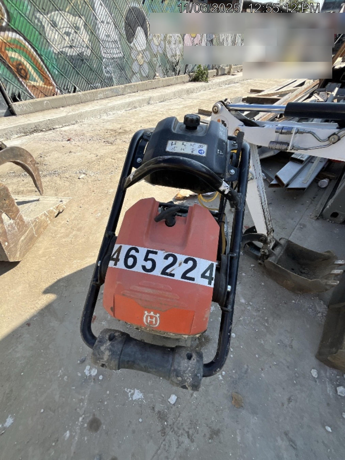 2024 HUSQVARNA LT6005