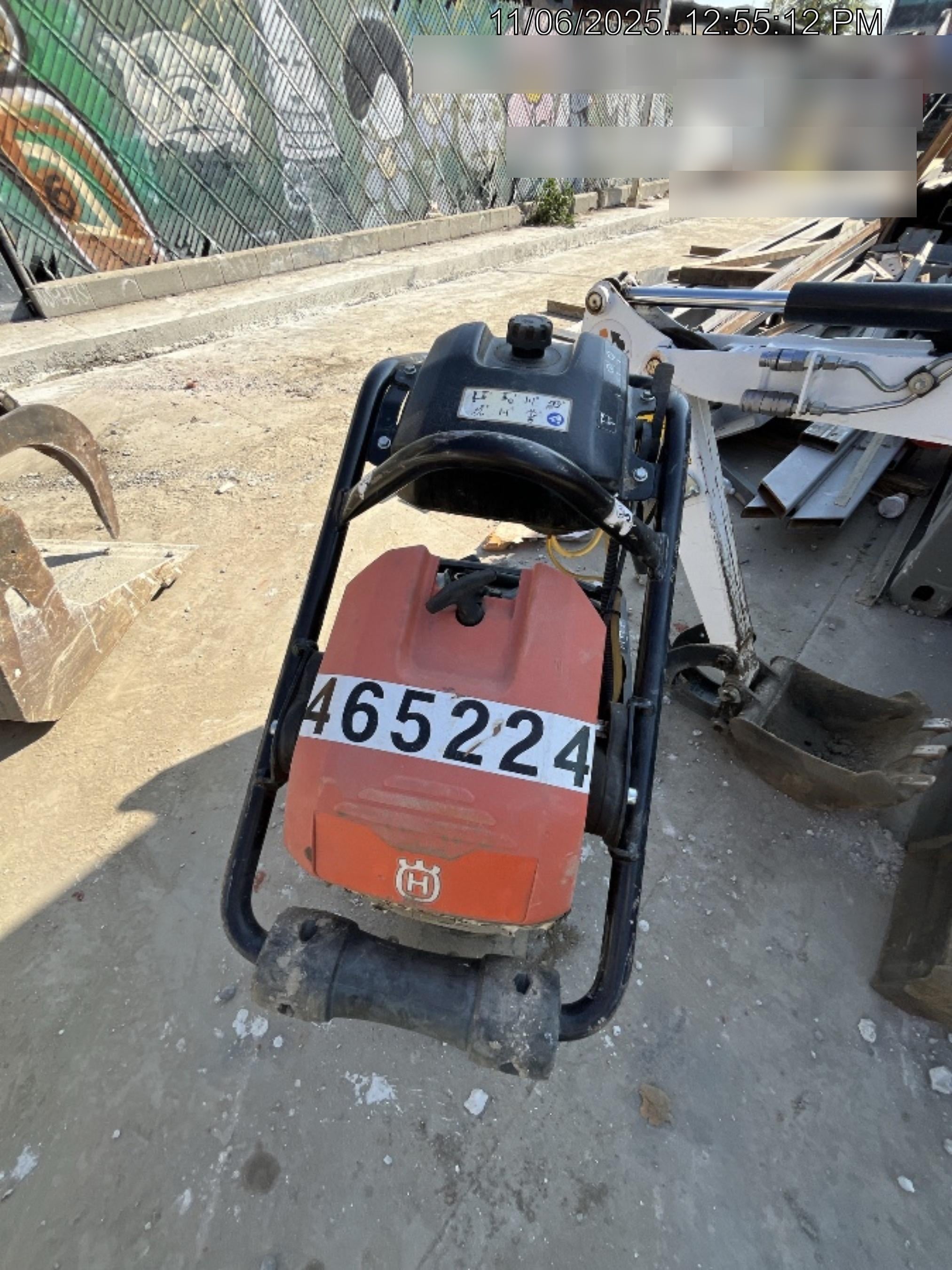 2024 HUSQVARNA LT6005