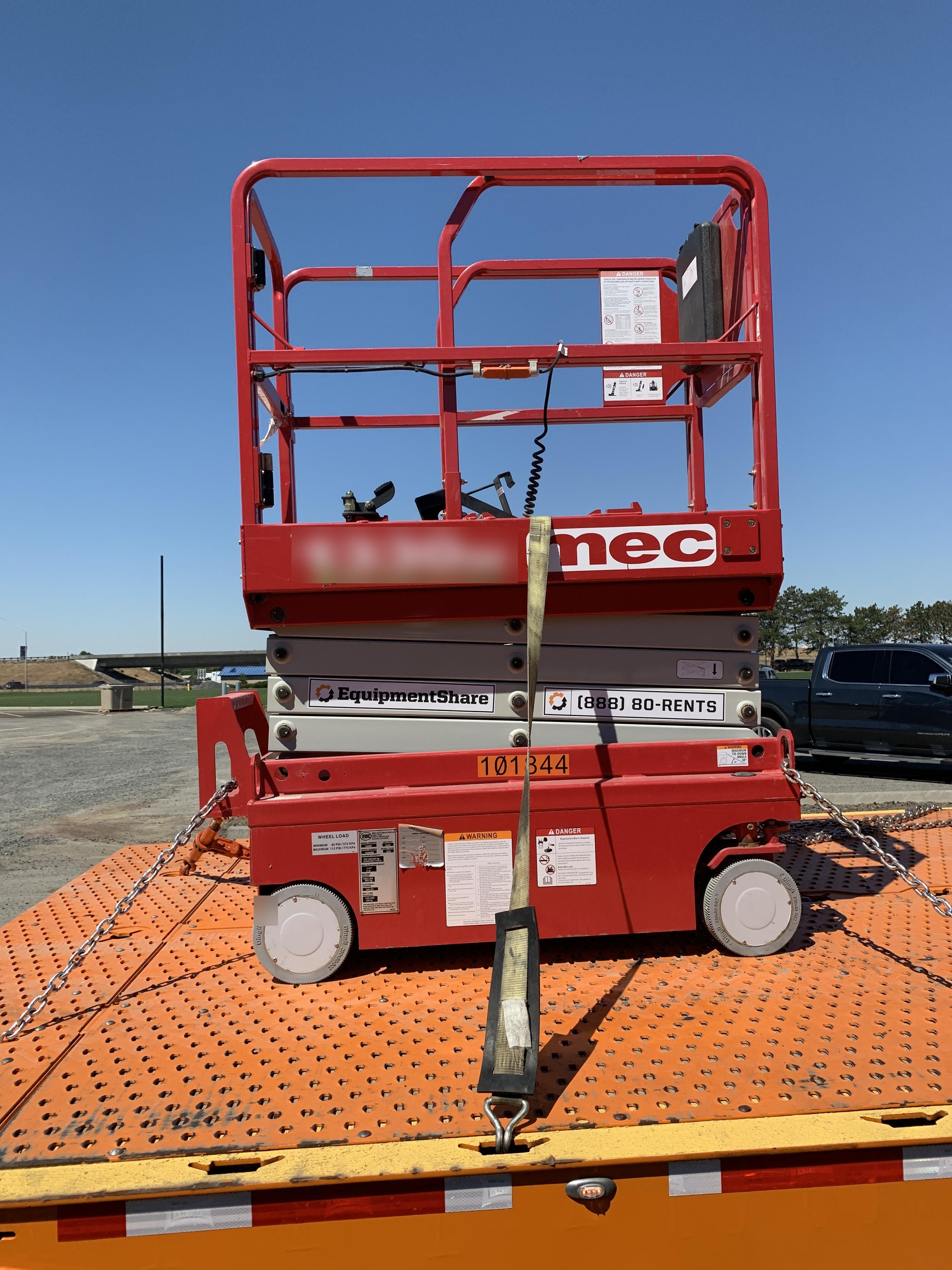 2020 MEC 1330SE Solid NM Tires, Steel Swing out Doors, LCS, Beacon, 900W Invertor