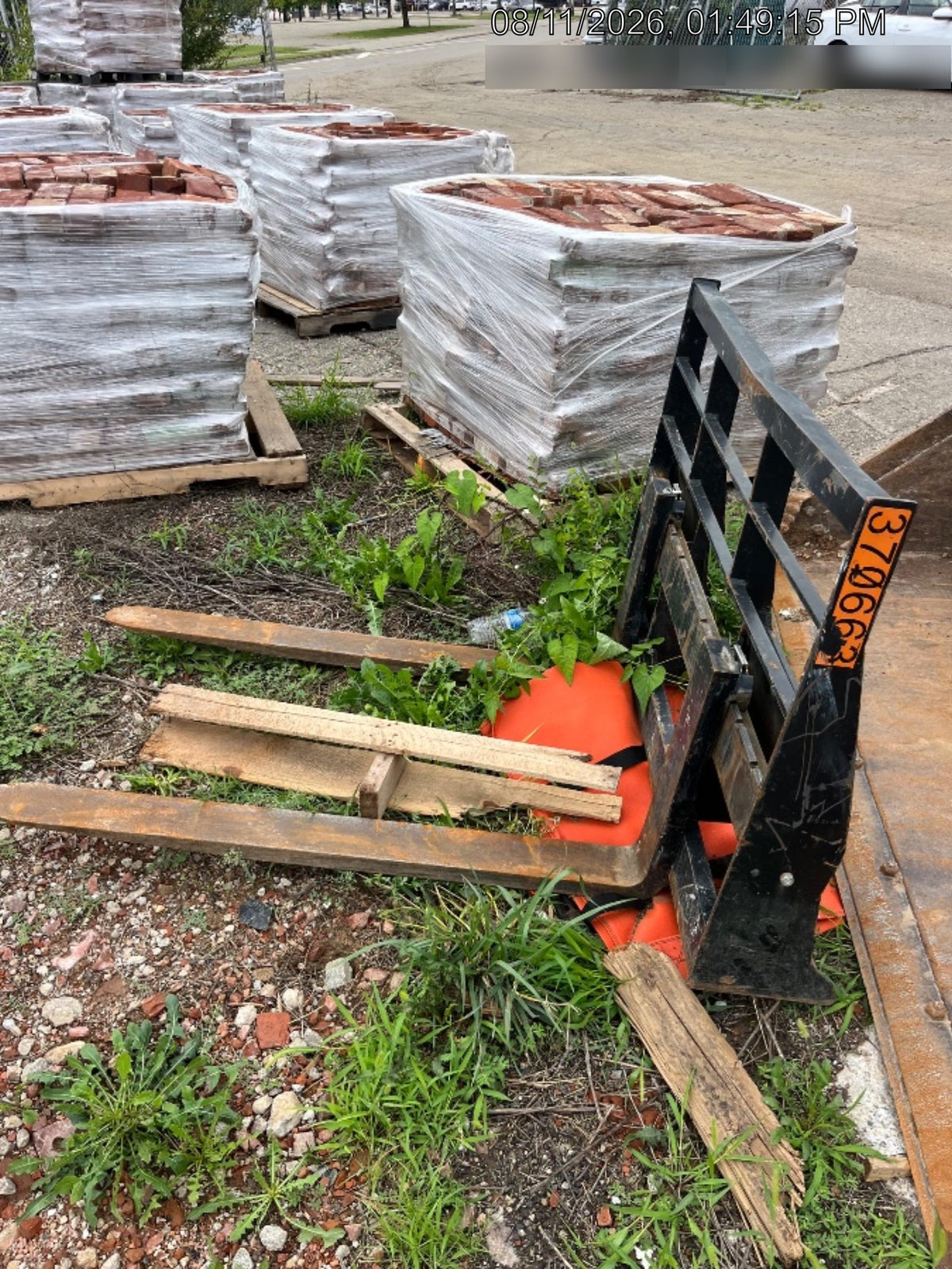 2023 ARROW MATERIAL HANDLING 48" Pallet Forks - Arrow