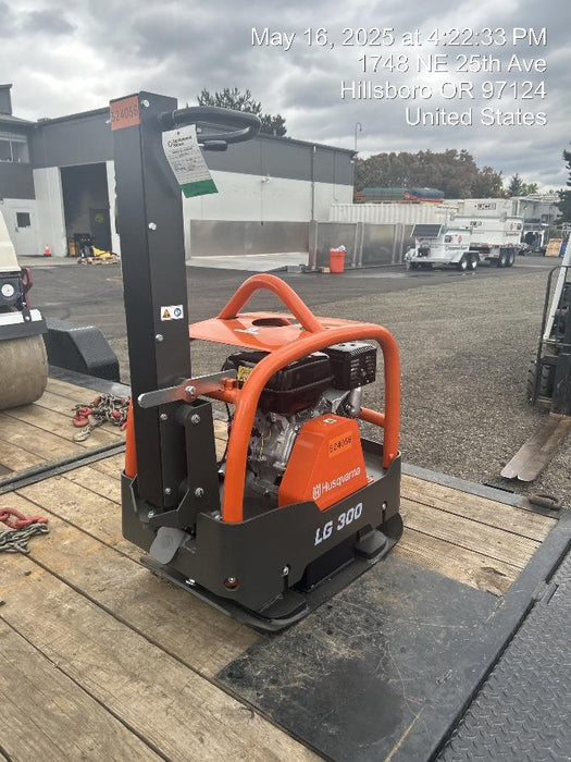 2025 HUSQVARNA LG300