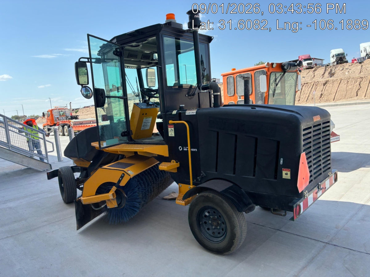 2023 LAYMOR SM450