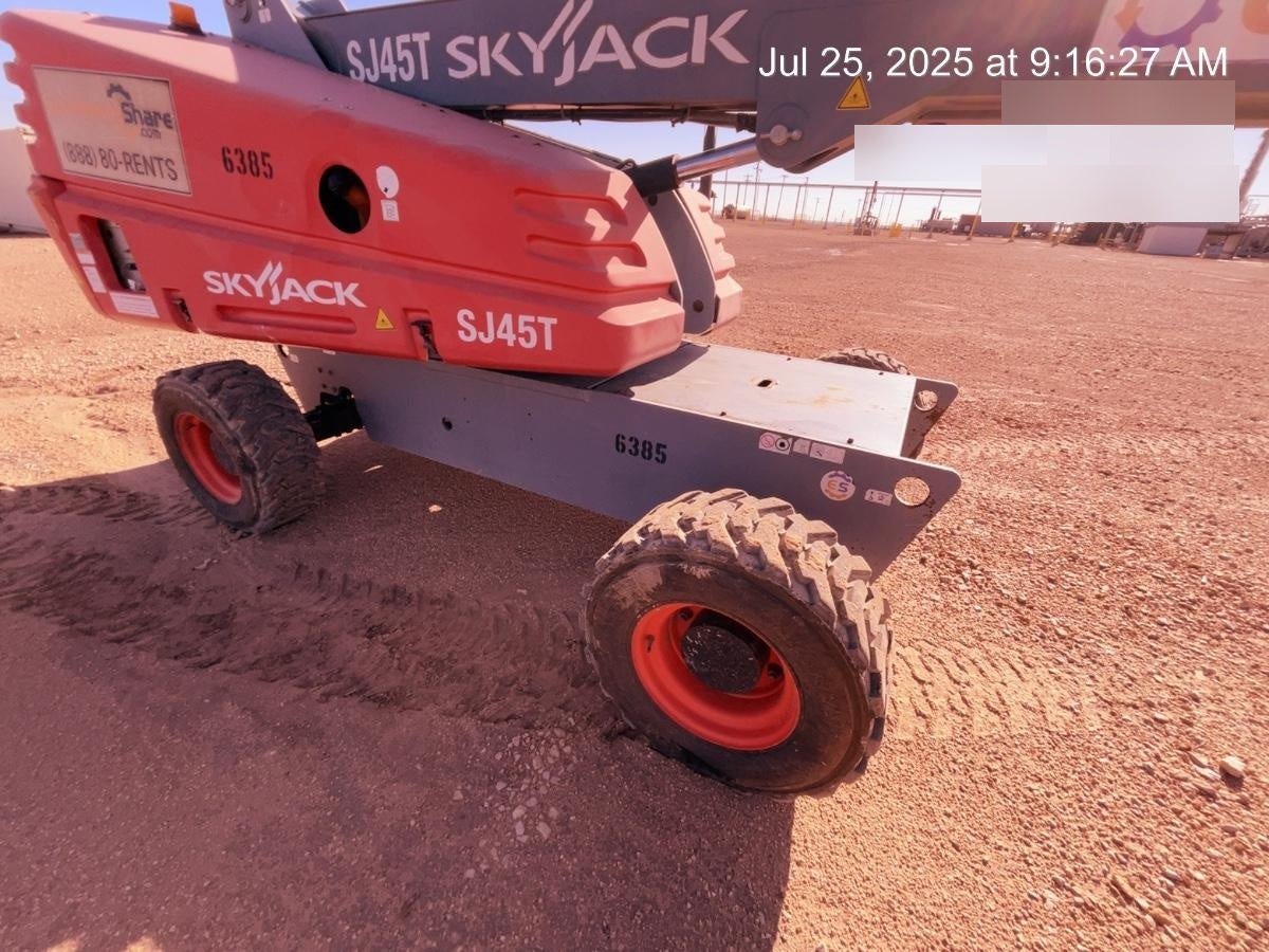 2017 SKYJACK SJ45T+
