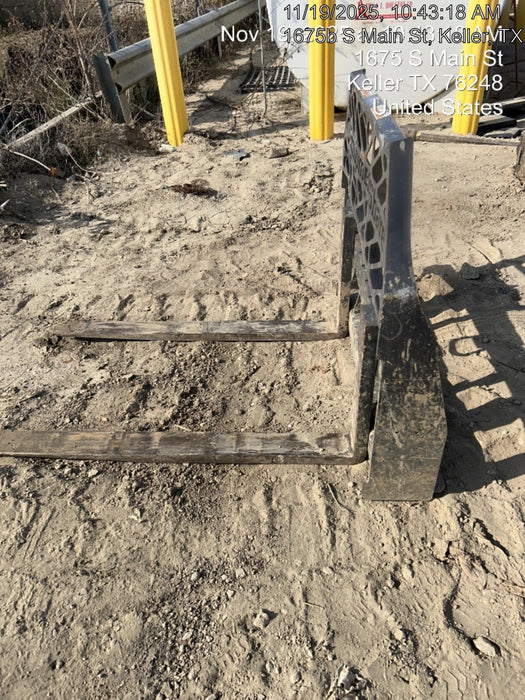 2024 PALADIN 48" Pallet Forks - Paladin