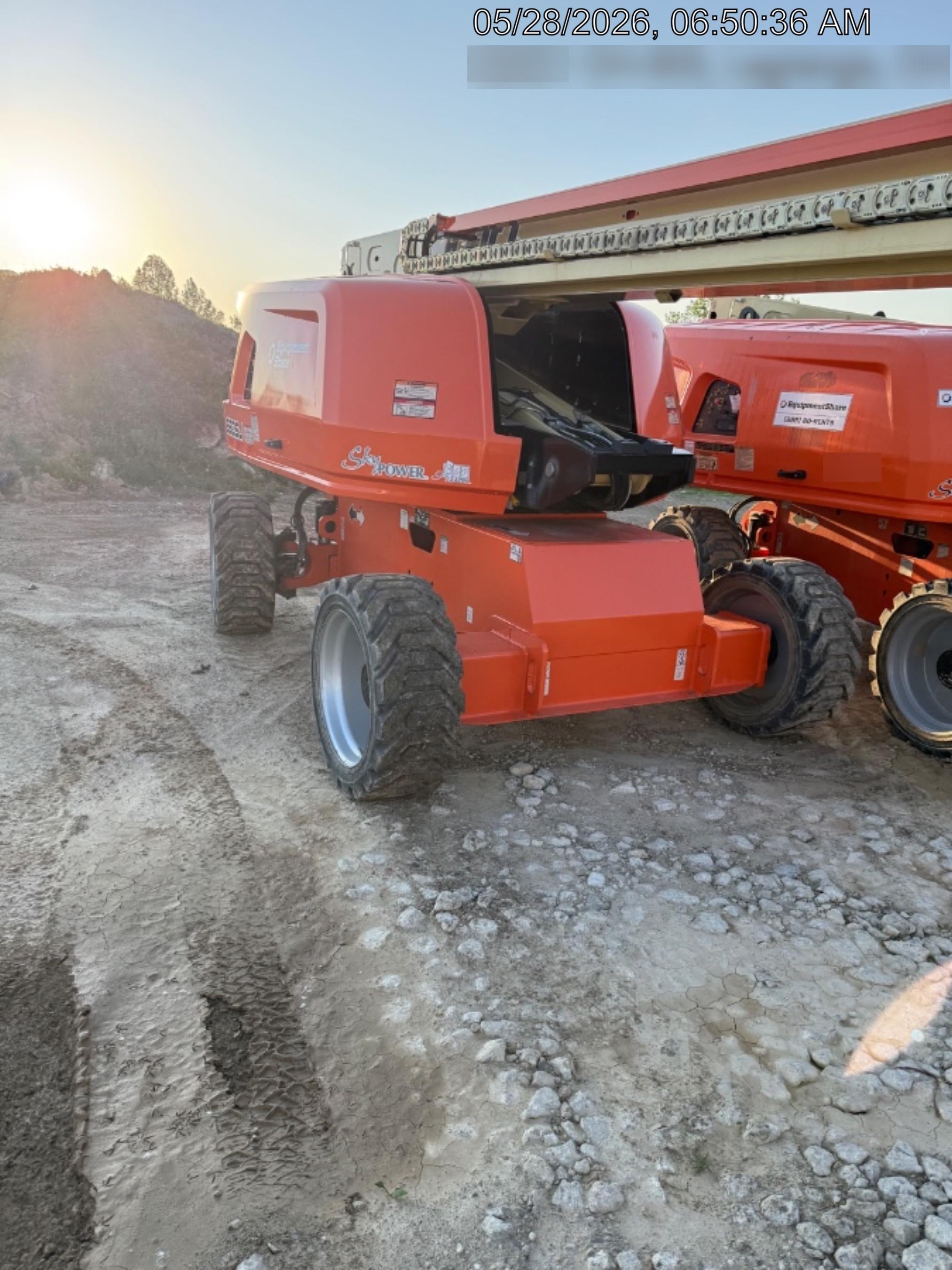 2022 JLG 660SJ