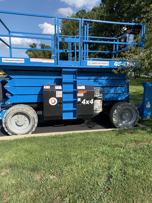 2020 GENIE GS-4390 RT