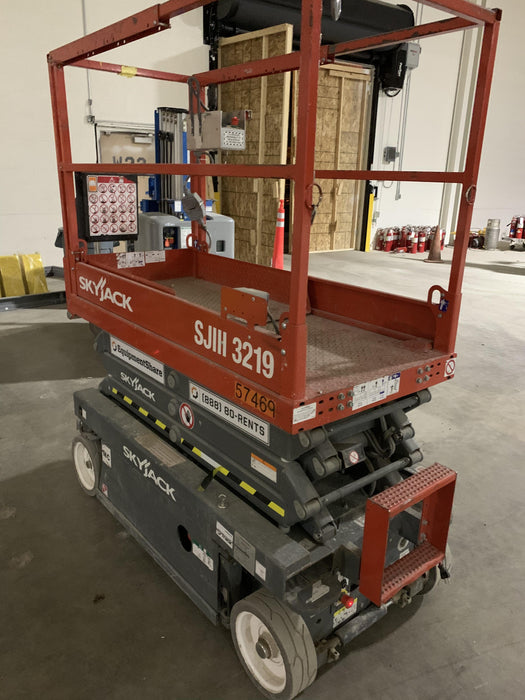 2018 Skyjack SJIII-3219 Standard Rental Specs