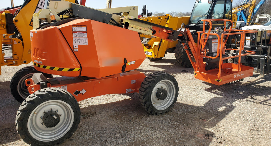 2023 JLG 340AJ
