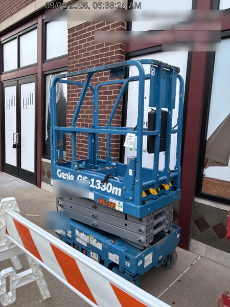 2021 GENIE GS-1330m