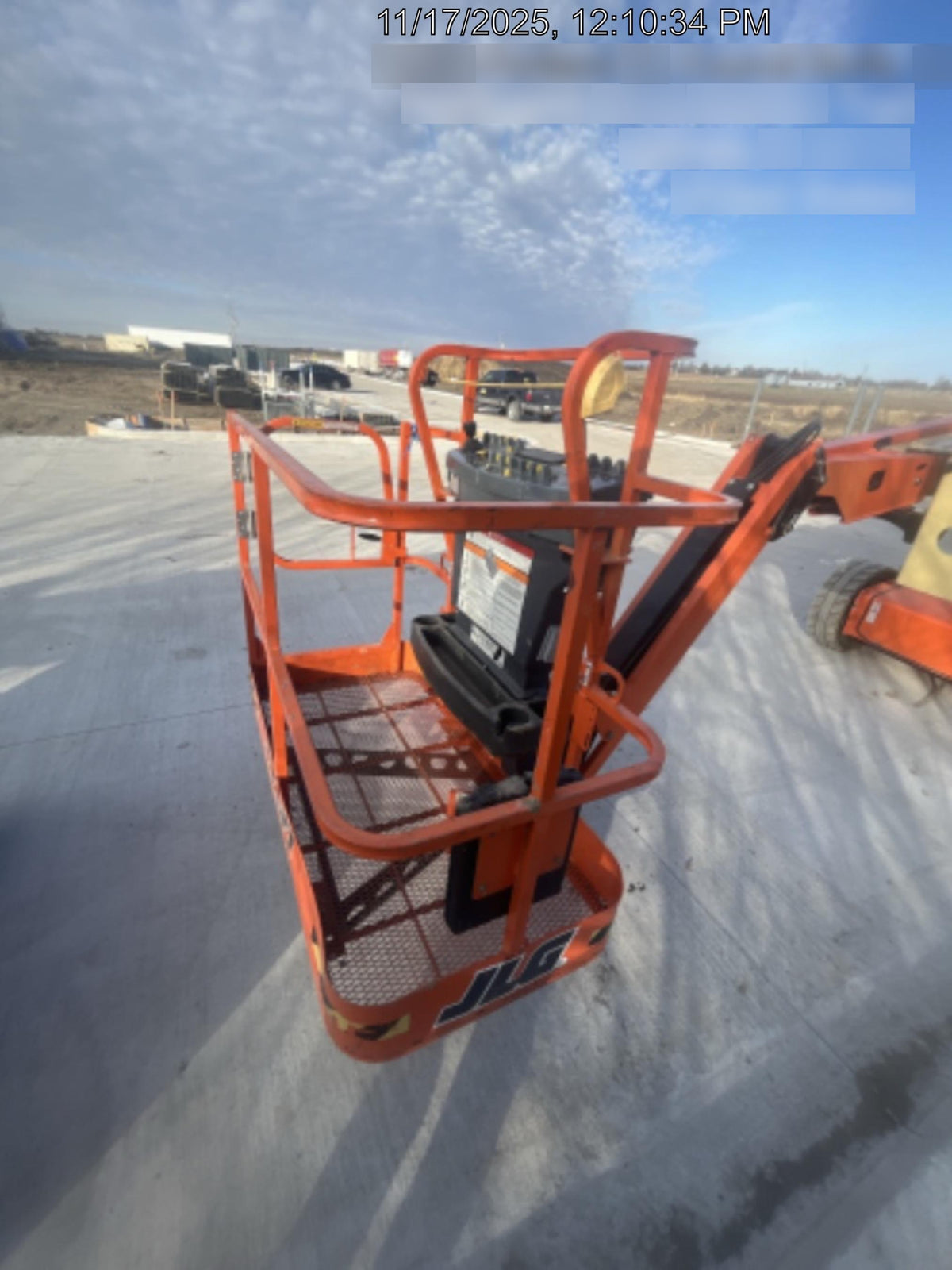 2023 JLG E450AJ