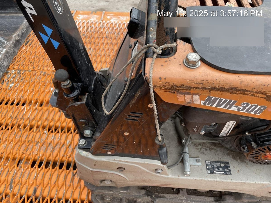 2023 Multiquip MV308GH Honda GX270, 18" Plate, Tachometer