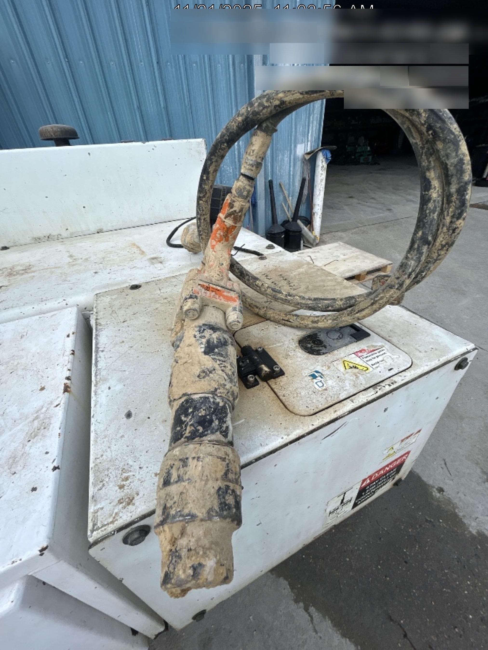 2021 MICHIGAN PNEUMATIC ES-CH3R-TRACKER
