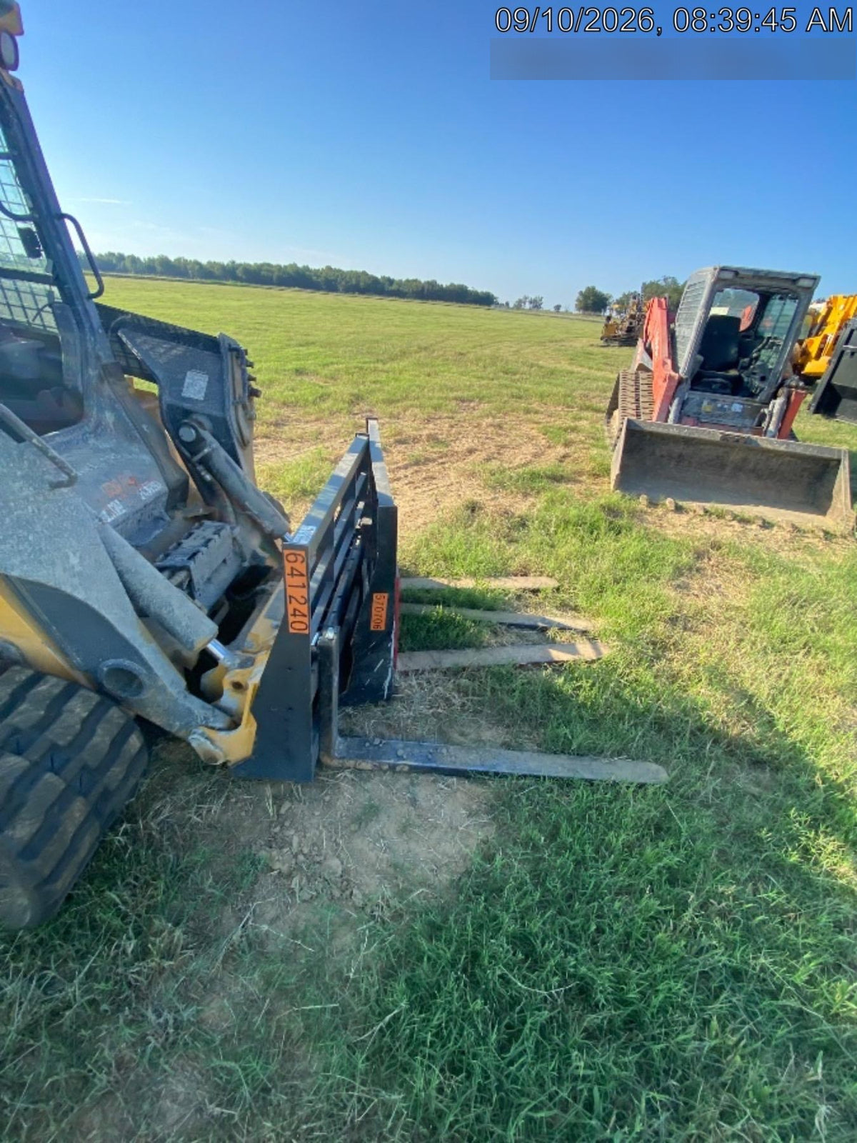 2026 ARROW MATERIAL HANDLING 72" Pallet Forks - Arrow