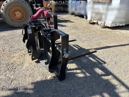 2025 JLG 1001095418