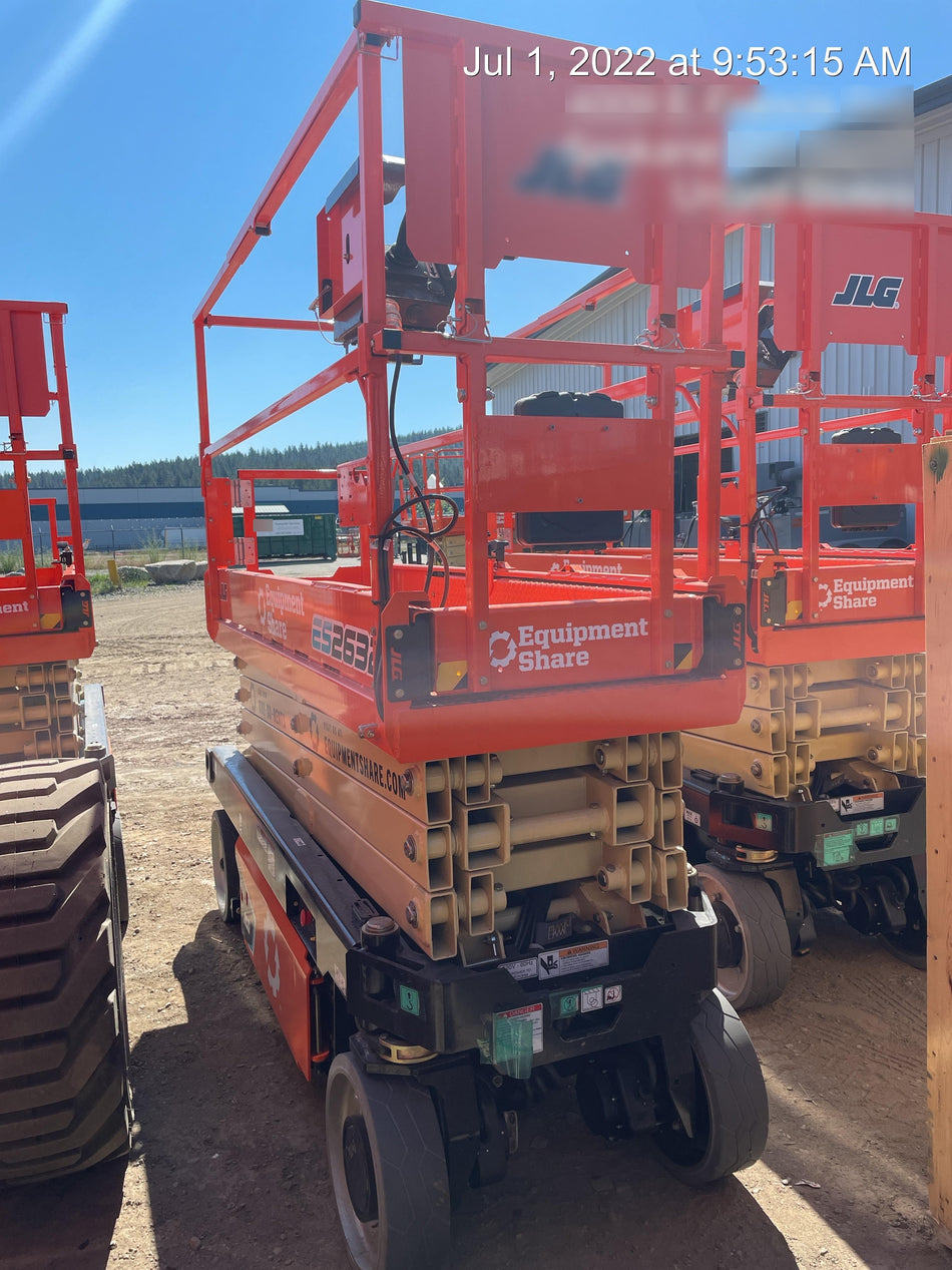 2022 JLG ES2632