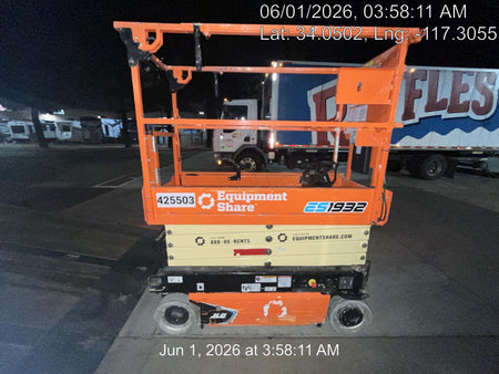 2024 JLG ES1932