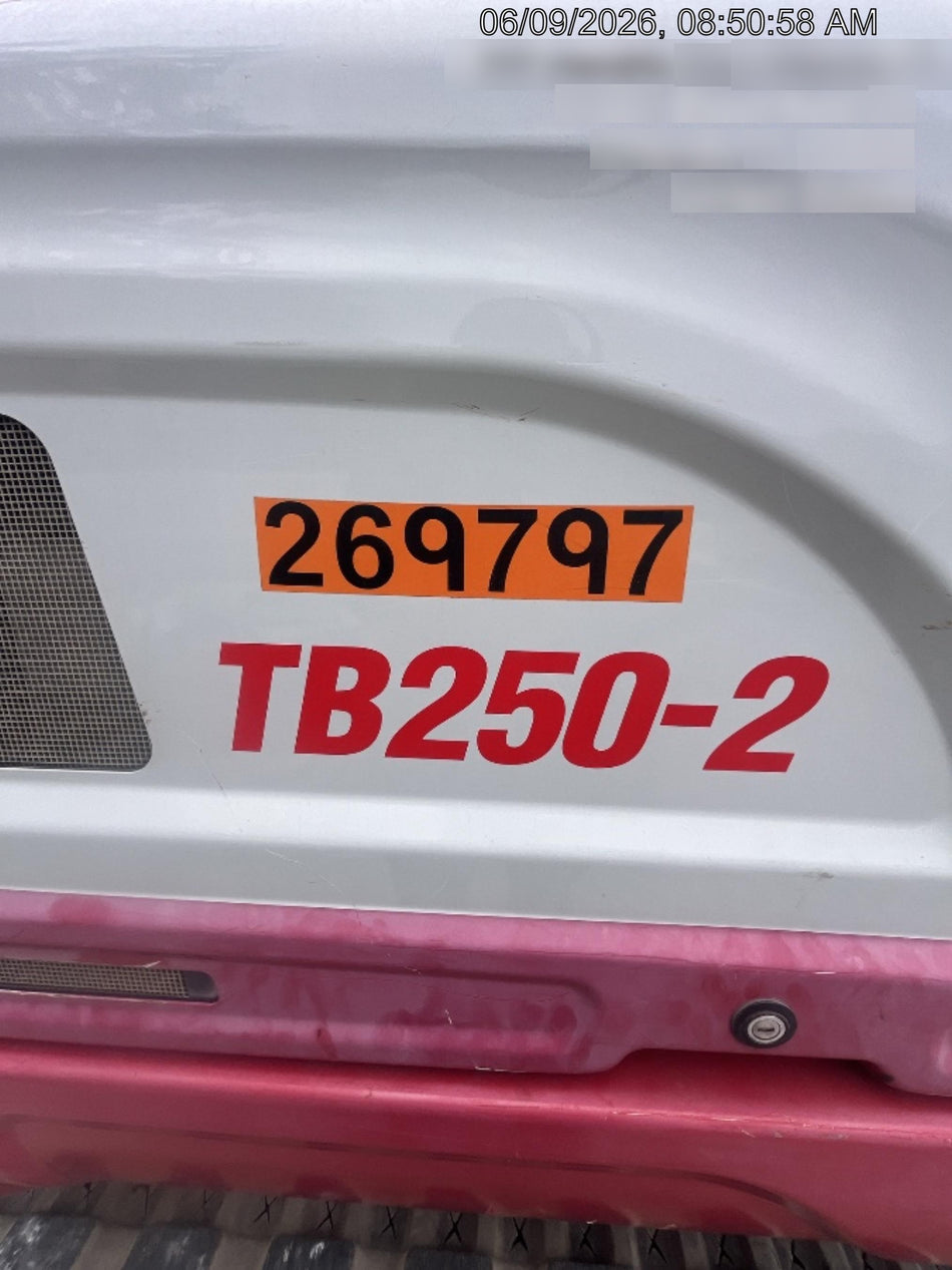 2022 TAKEUCHI TB250-2R