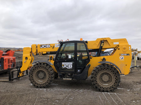 2019 JCB 509-42 Cab/Heat/Air, 74 HP, Solid Tires, STD Worklight, Beacon, Aux Hydraulics, Lifting Eye, Back up Alarm 66" Carriage/60" Forks
