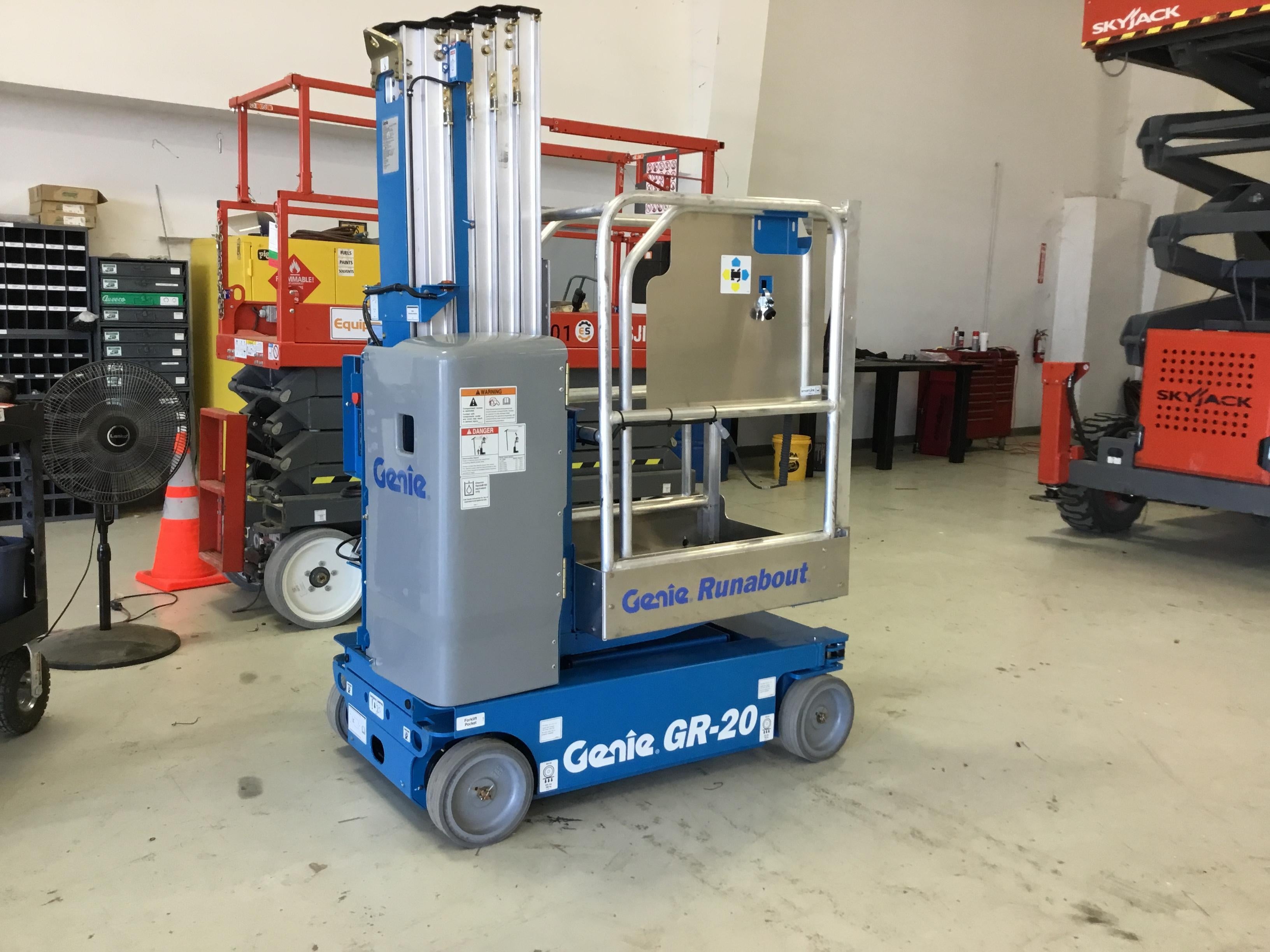 2017 GENIE GR-20