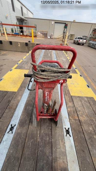 2022 HILTI TE 3000-AVR