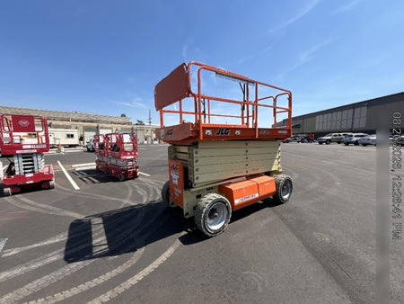 2021 JLG 4069LE