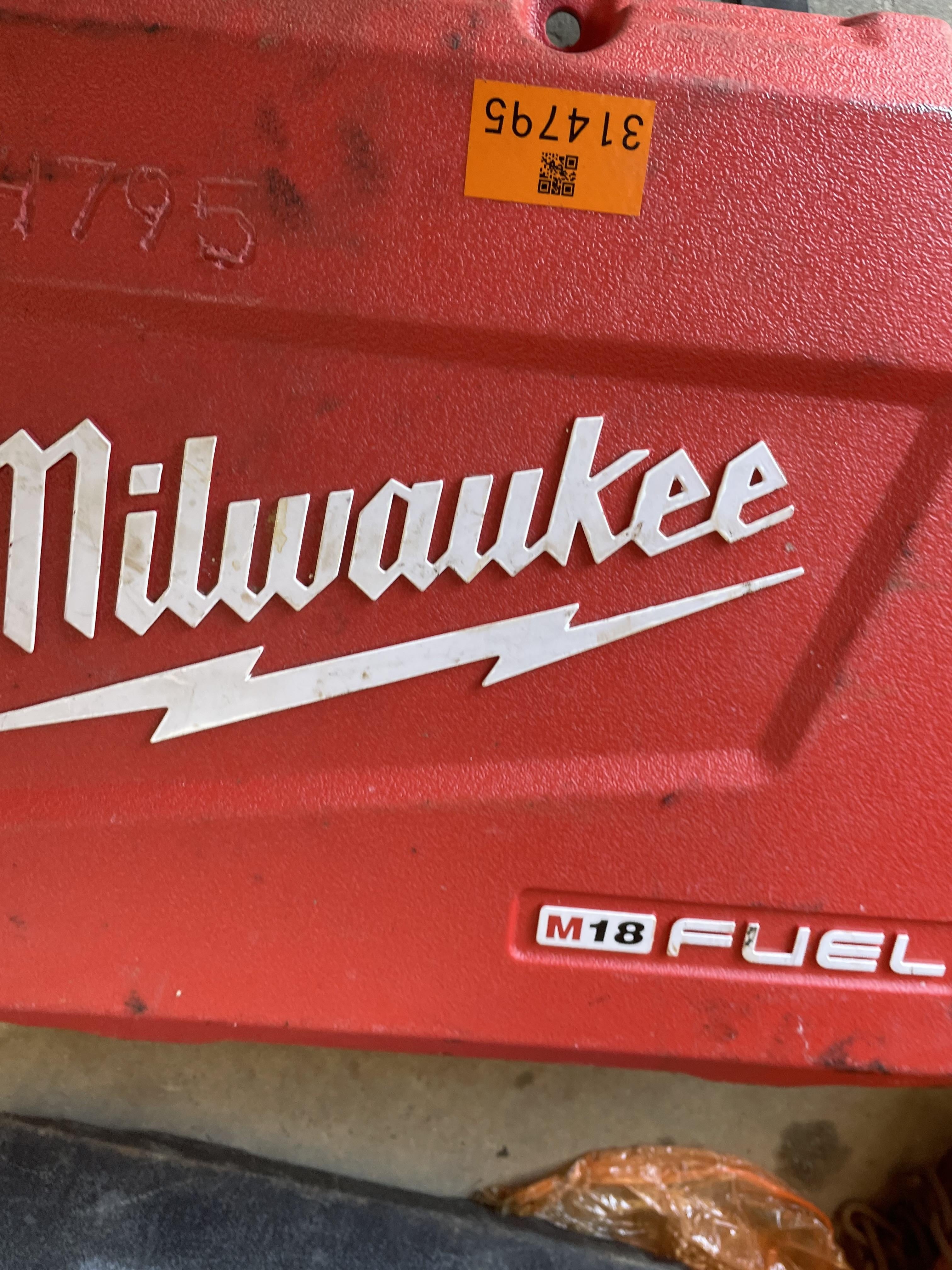 2023 MILWAUKEE 2864-22R