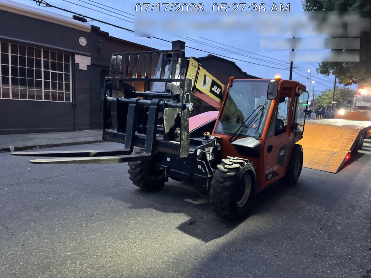 2025 JLG 519