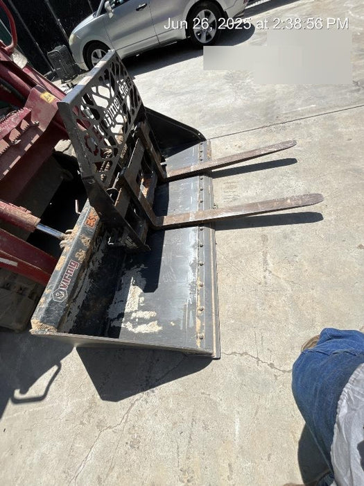 2021 PALADIN 48" Pallet Forks - Paladin