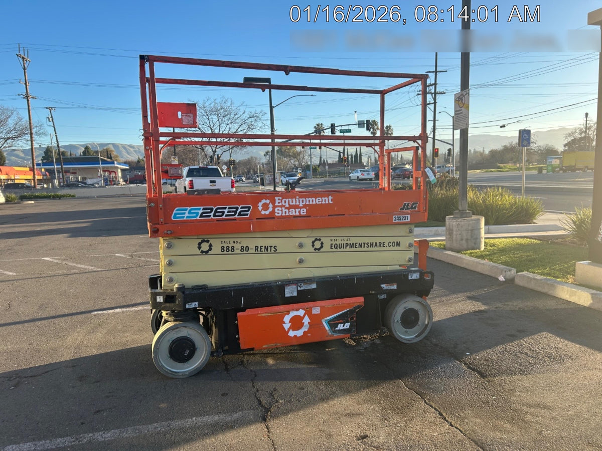 2022 JLG ES2632