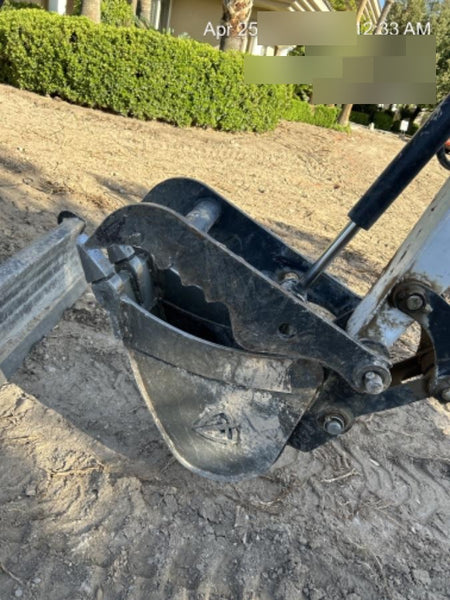 2023 SANY 12" Bucket, Mini Excavator 10,000 - 14,000 lbs - Sany
