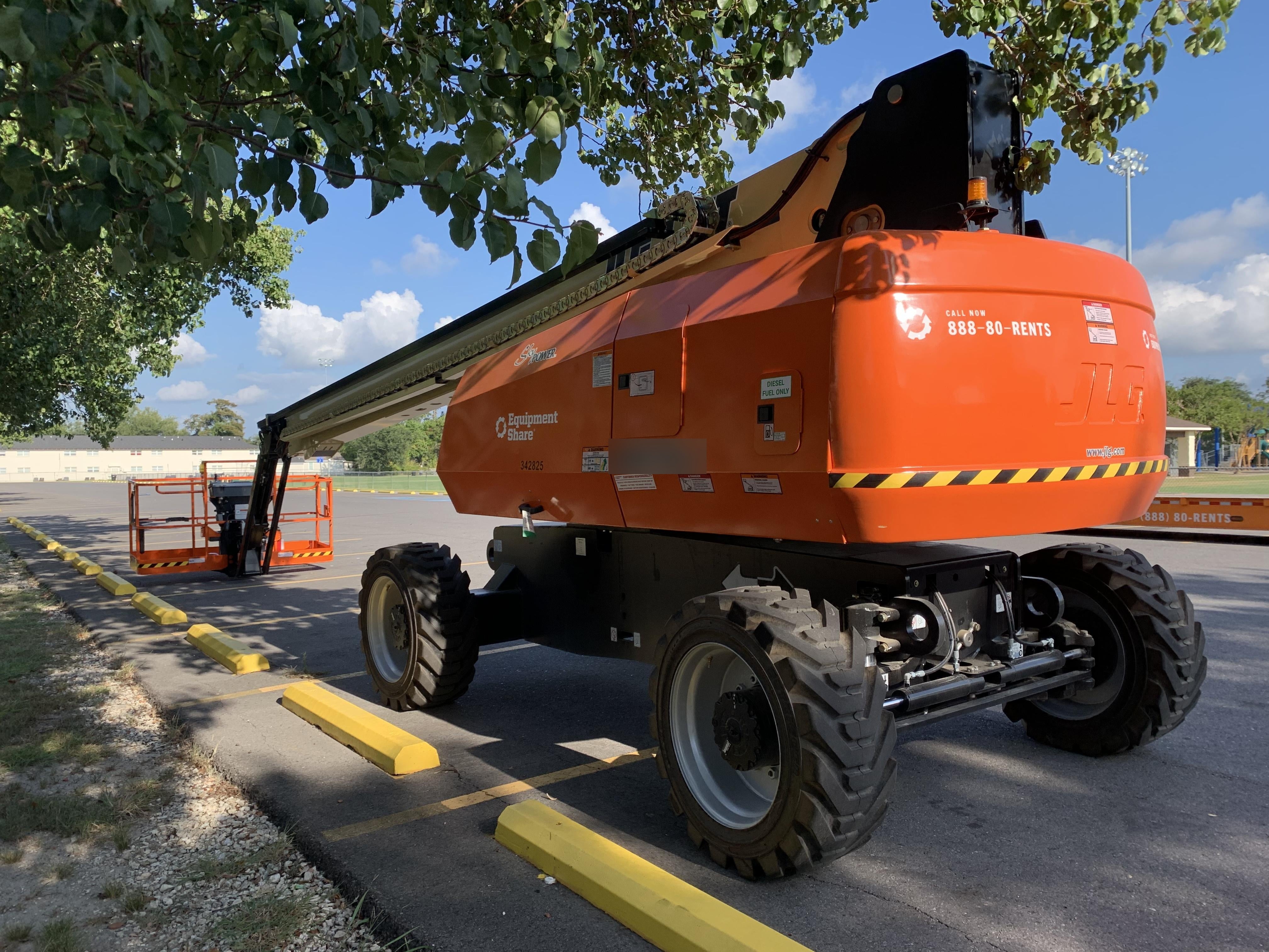 2023 JLG 860SJ
