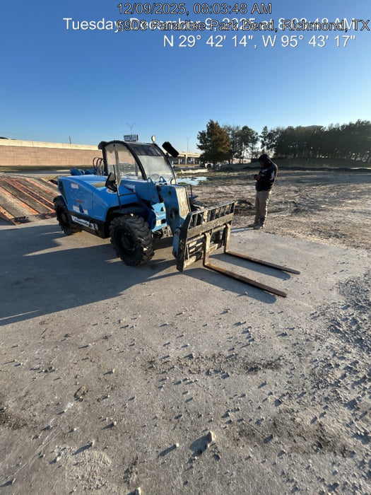 2019 Genie GTH-5519 Cab/Heat/AC, Solid RT Tires, LED Work Lights, Beacon w/48" Carriage, 48" Forks