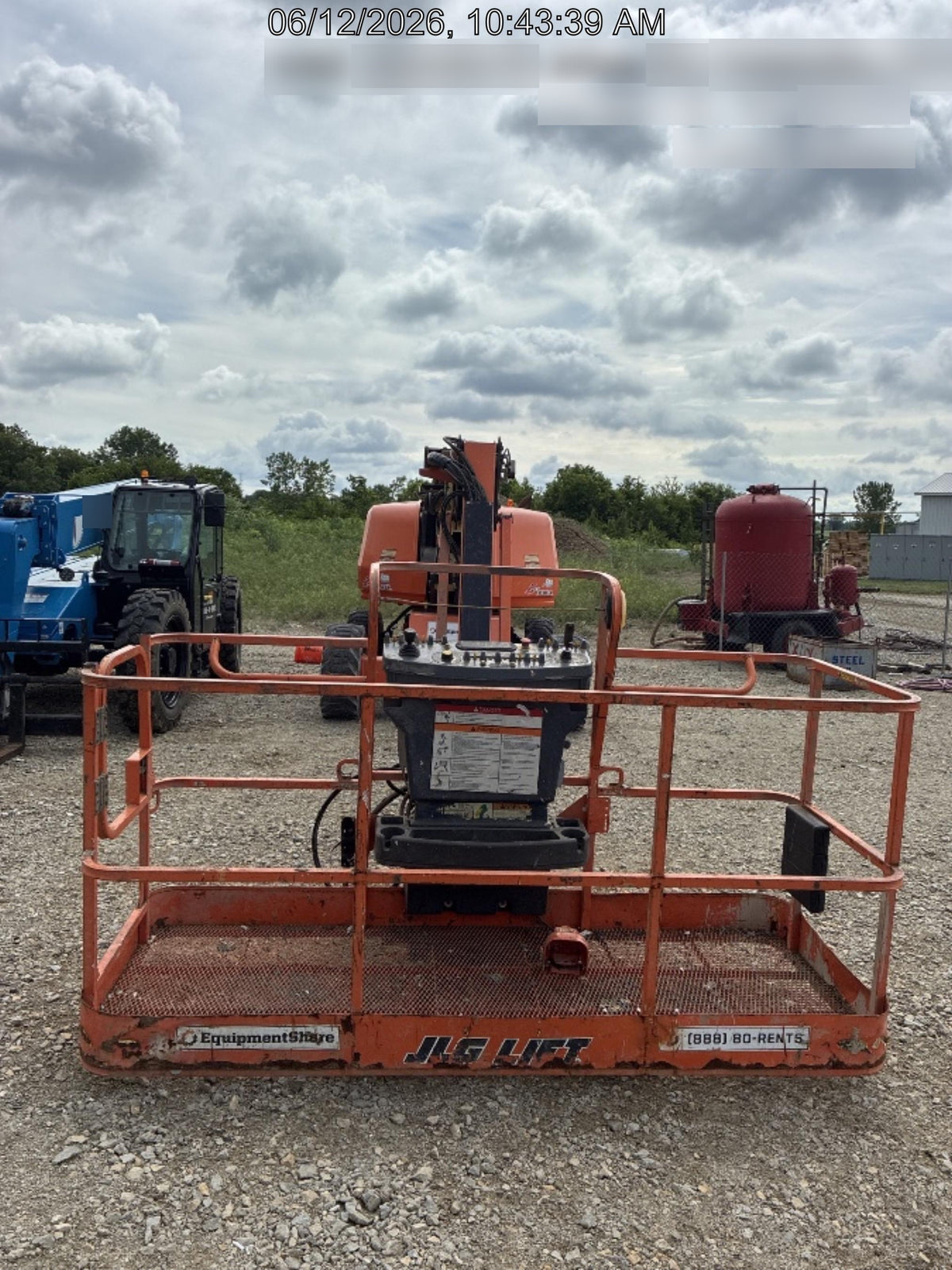 2021 JLG 660SJ