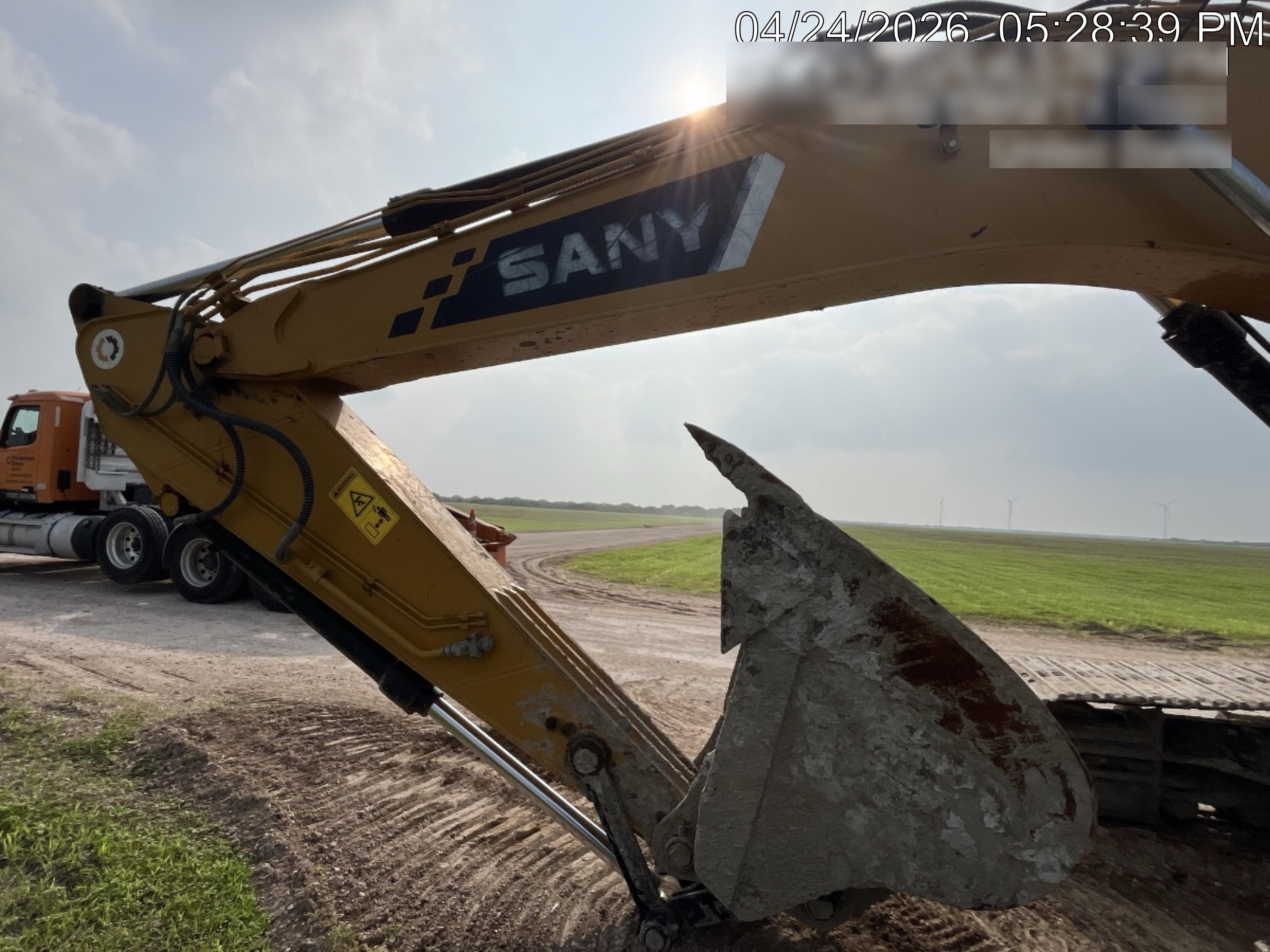 Sany SY265C SY265 Tier 4 - Cab, Bucket