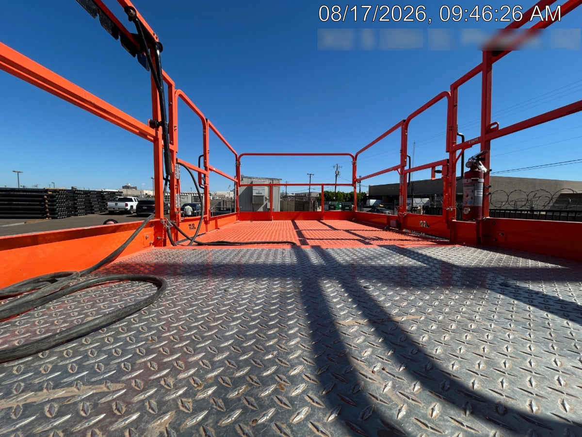 2024 JLG RT4394