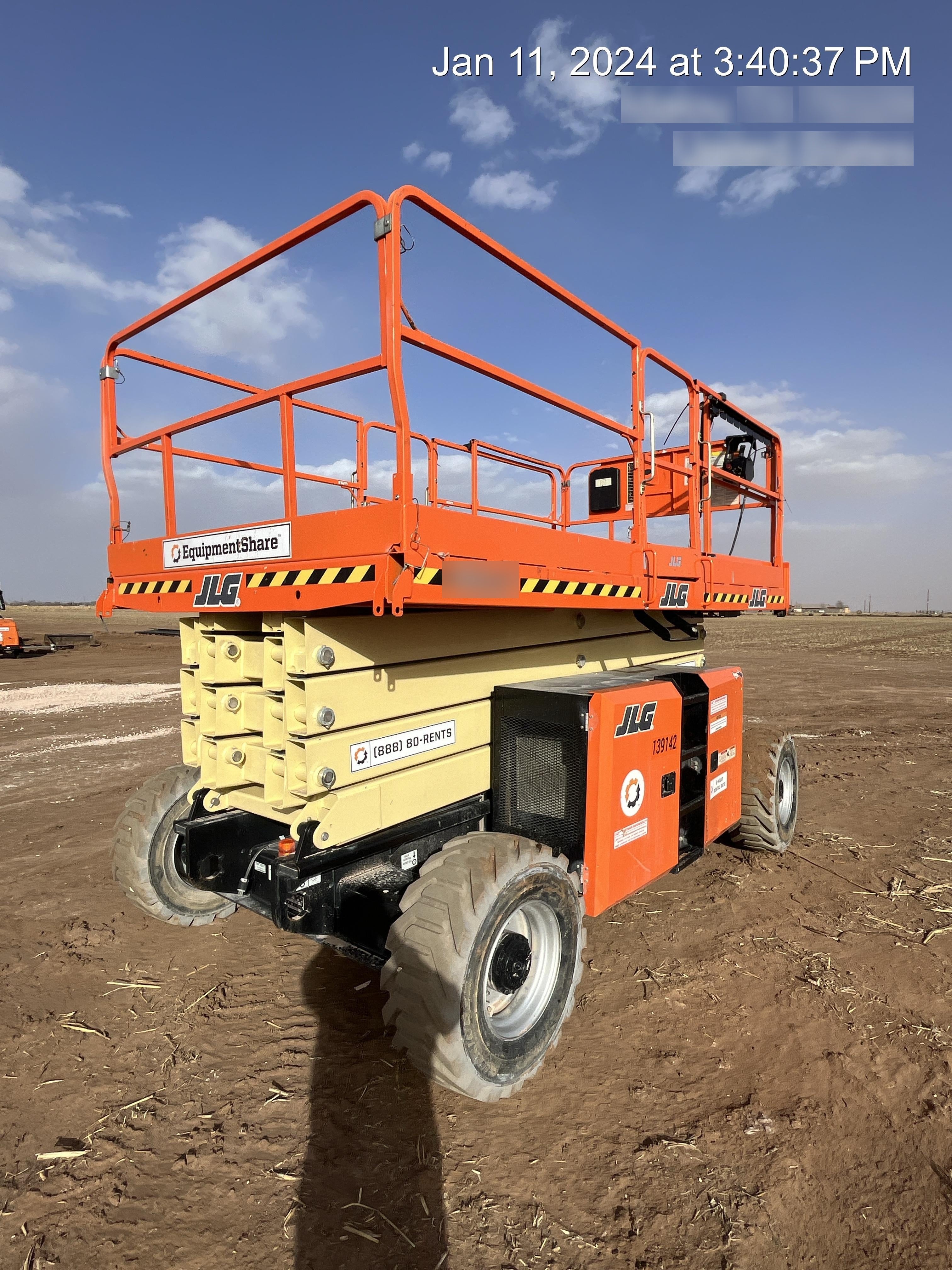 2021 JLG 430LRT