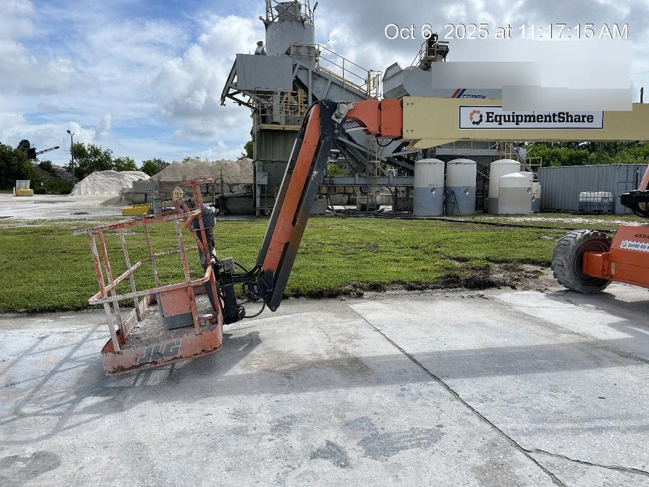 2019 JLG 660SJ