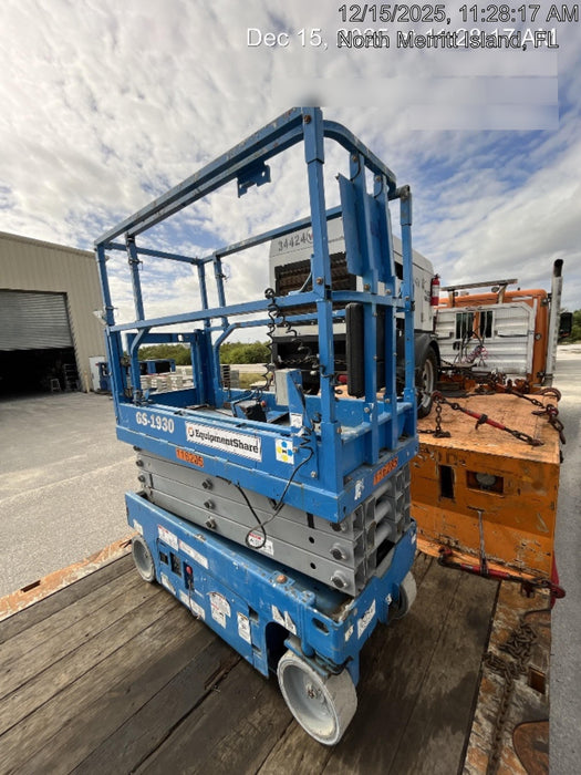 2020 Genie GS-1930 Solid Non Marking Tires, Beacon, Folding rails with half height swing gate