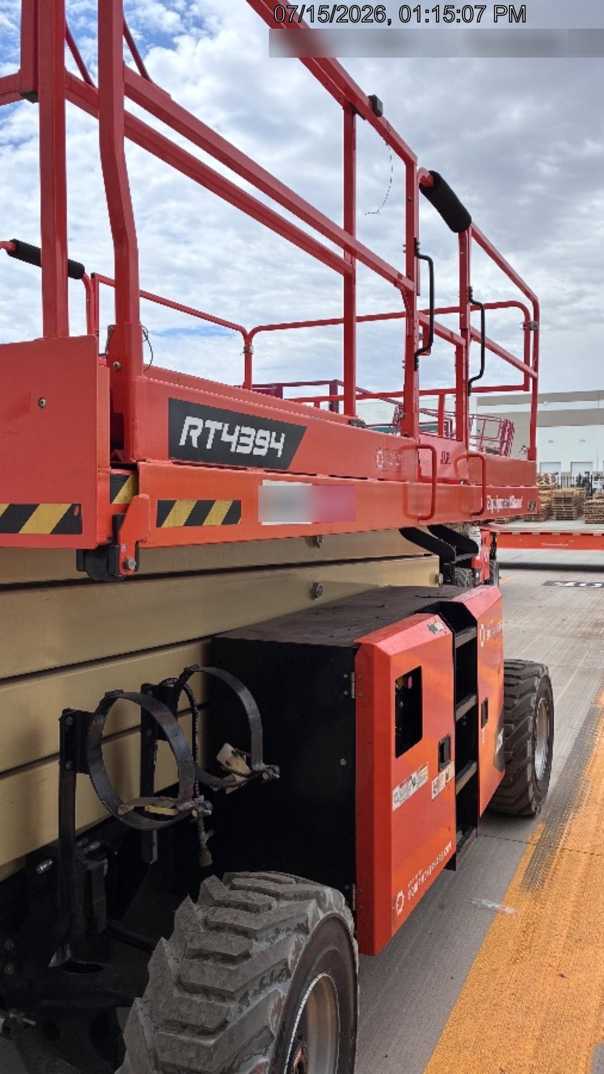 2024 JLG RT4394
