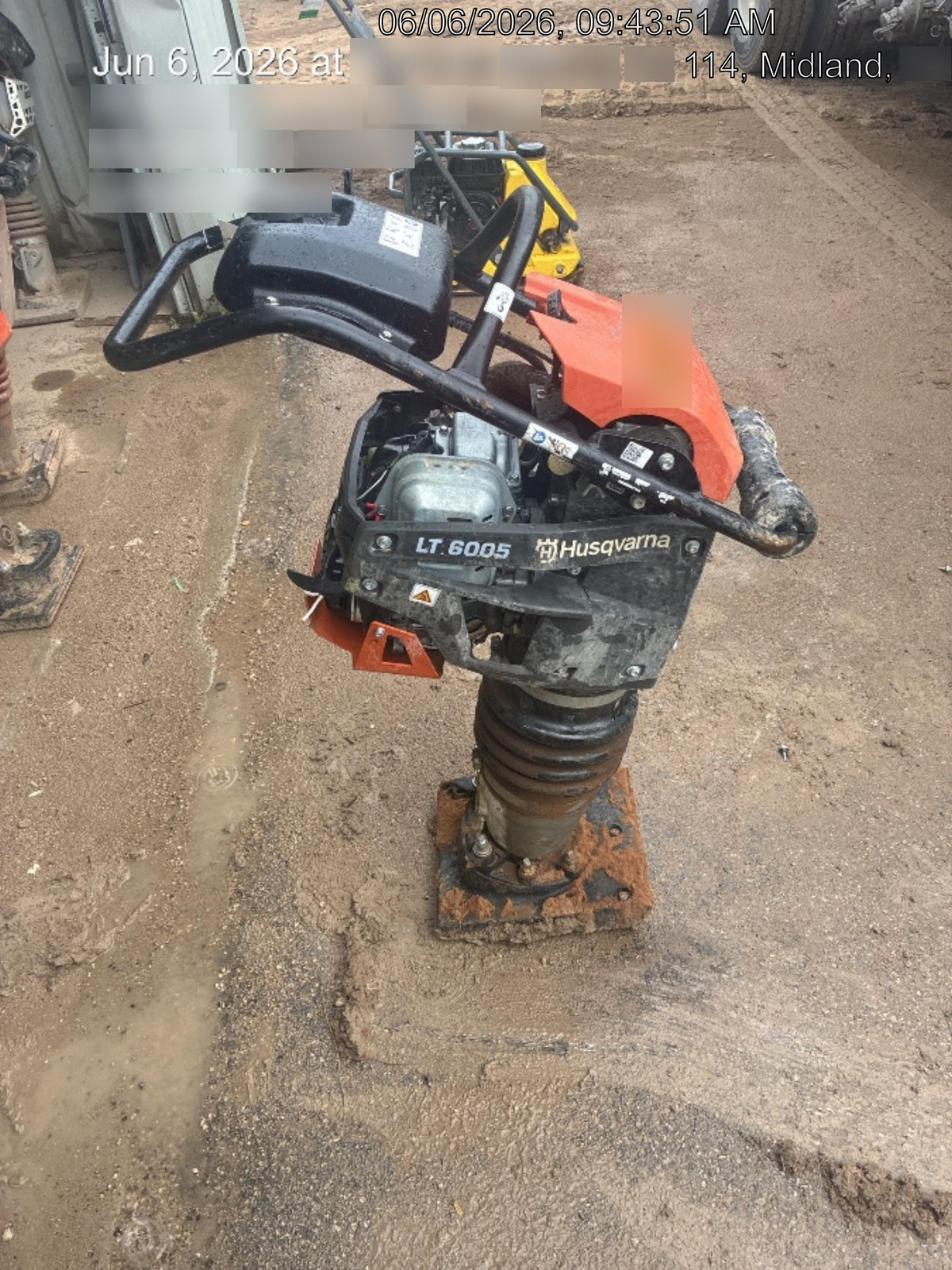 2025 HUSQVARNA LT6005