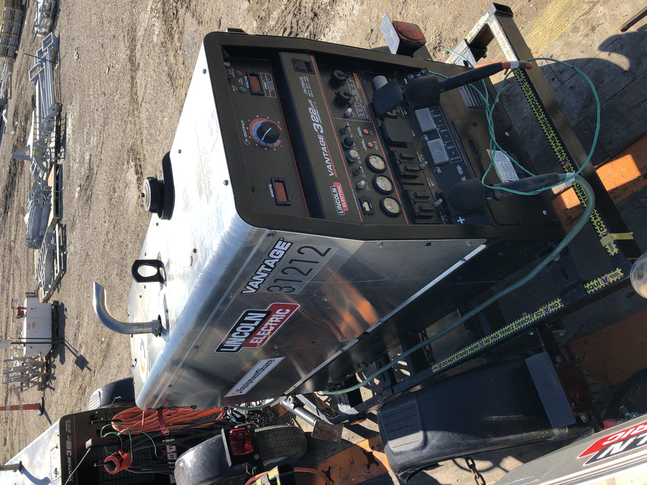 2019 Lincoln Electric Vantage 322 Welder Ready-Pak 3, Two wheel trailer, Fender and Light kit, Cable Rack