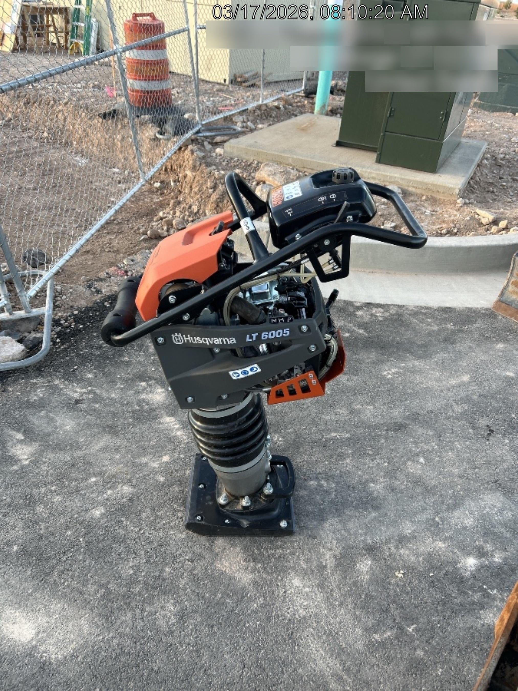 2025 HUSQVARNA LT6005