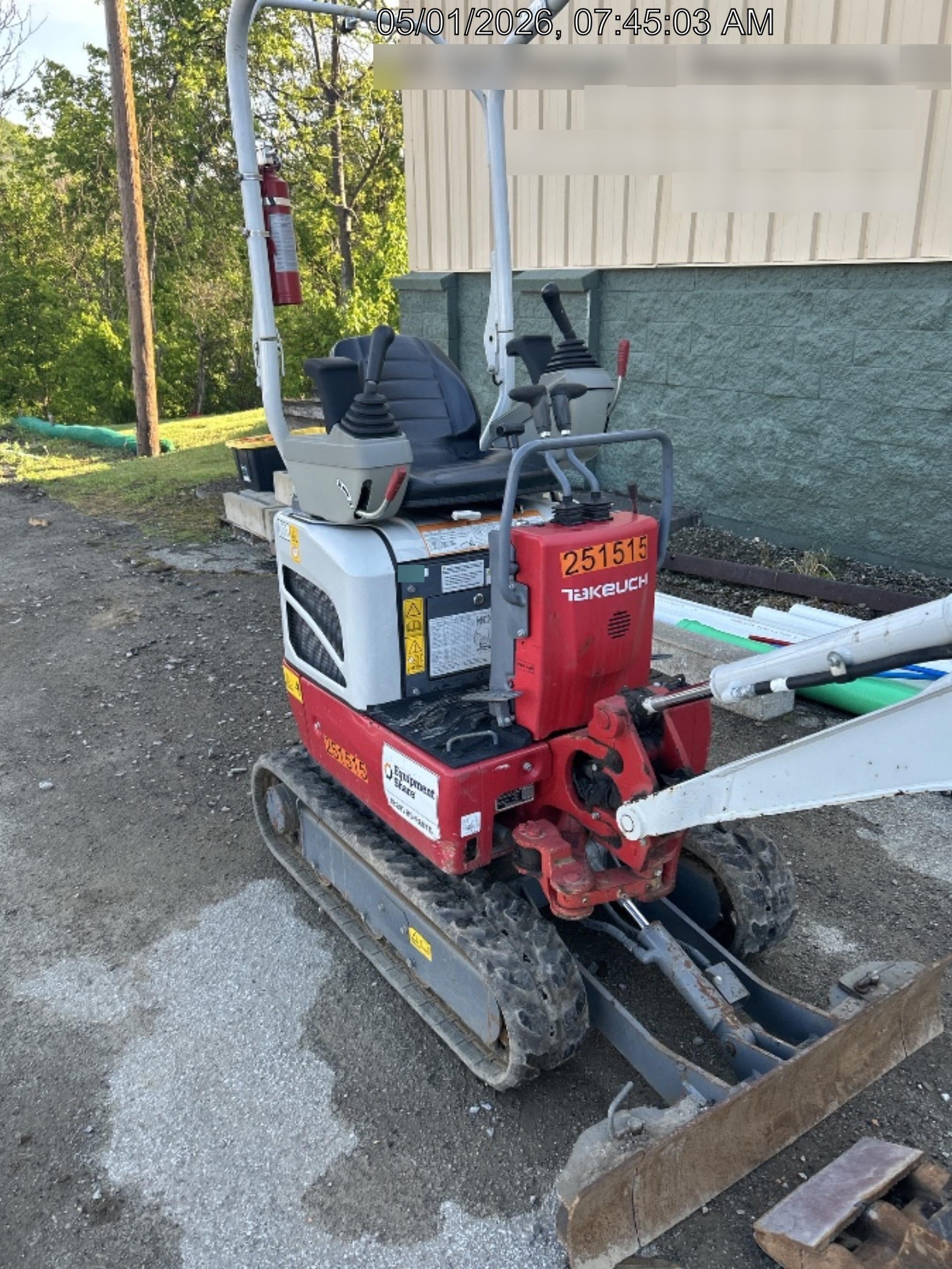 2022 TAKEUCHI TB210R