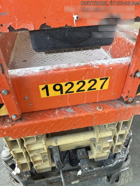2021 JLG ES1932