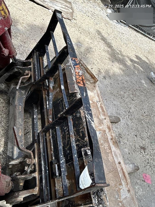 2022 ARROW MATERIAL HANDLING 48" Pallet Forks - Arrow