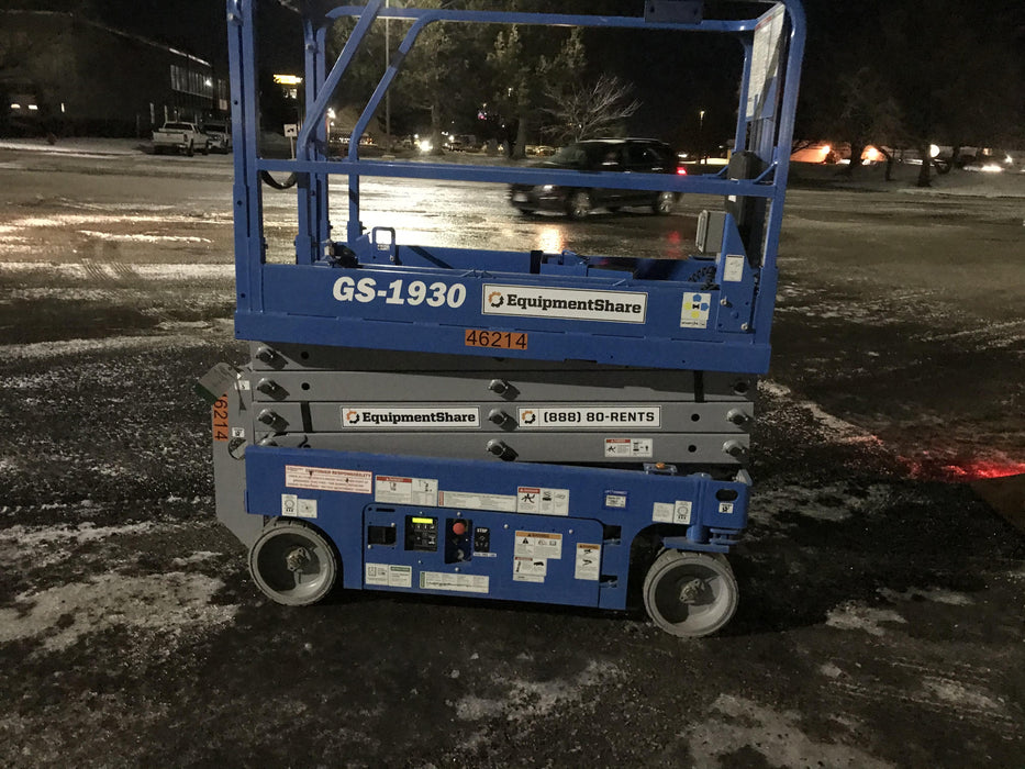 2019 Genie GS-1930 Fixed rails with chain Entry