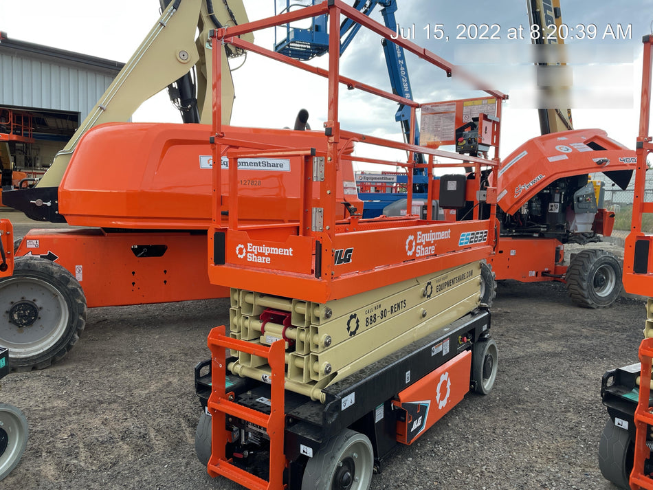 2022 JLG ES2632