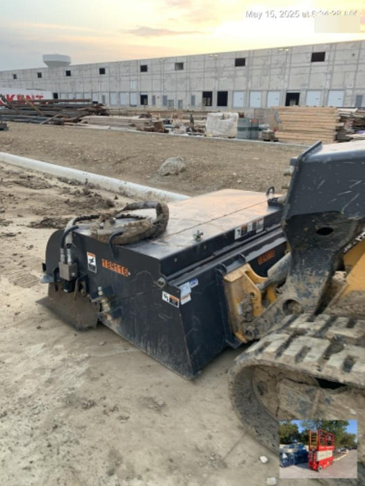 2021 PALADIN Sweepster SB72