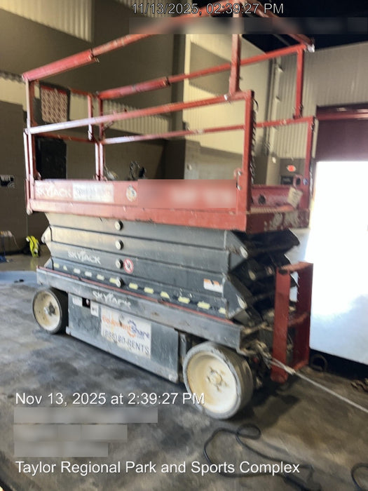 2016 Skyjack SJIII-3226 26' Scissor Lift